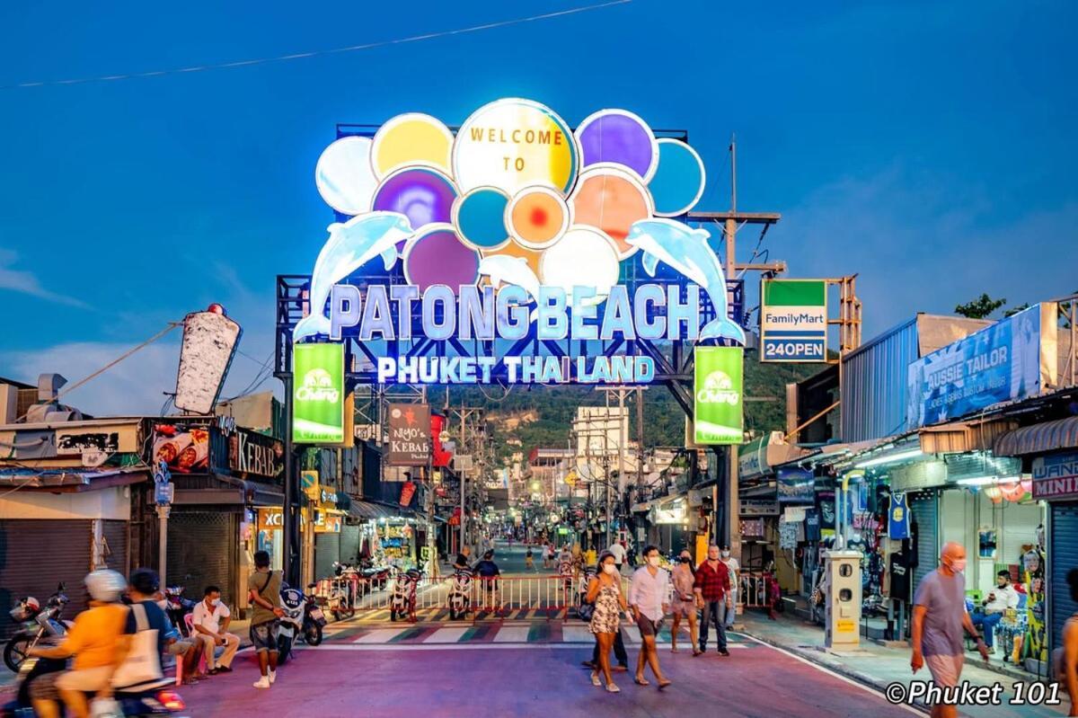 Front Phuket Penthouse Family * Patong