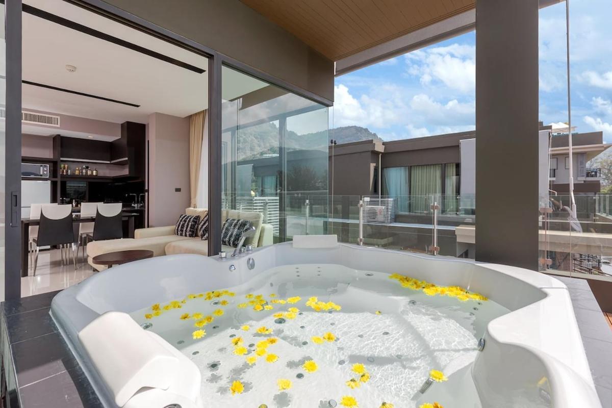 Appartamento Front Phuket Penthouse Family Patong